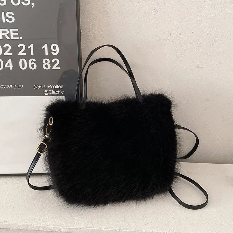 Furry Portable And Fashion Pearl Crossbody Bag