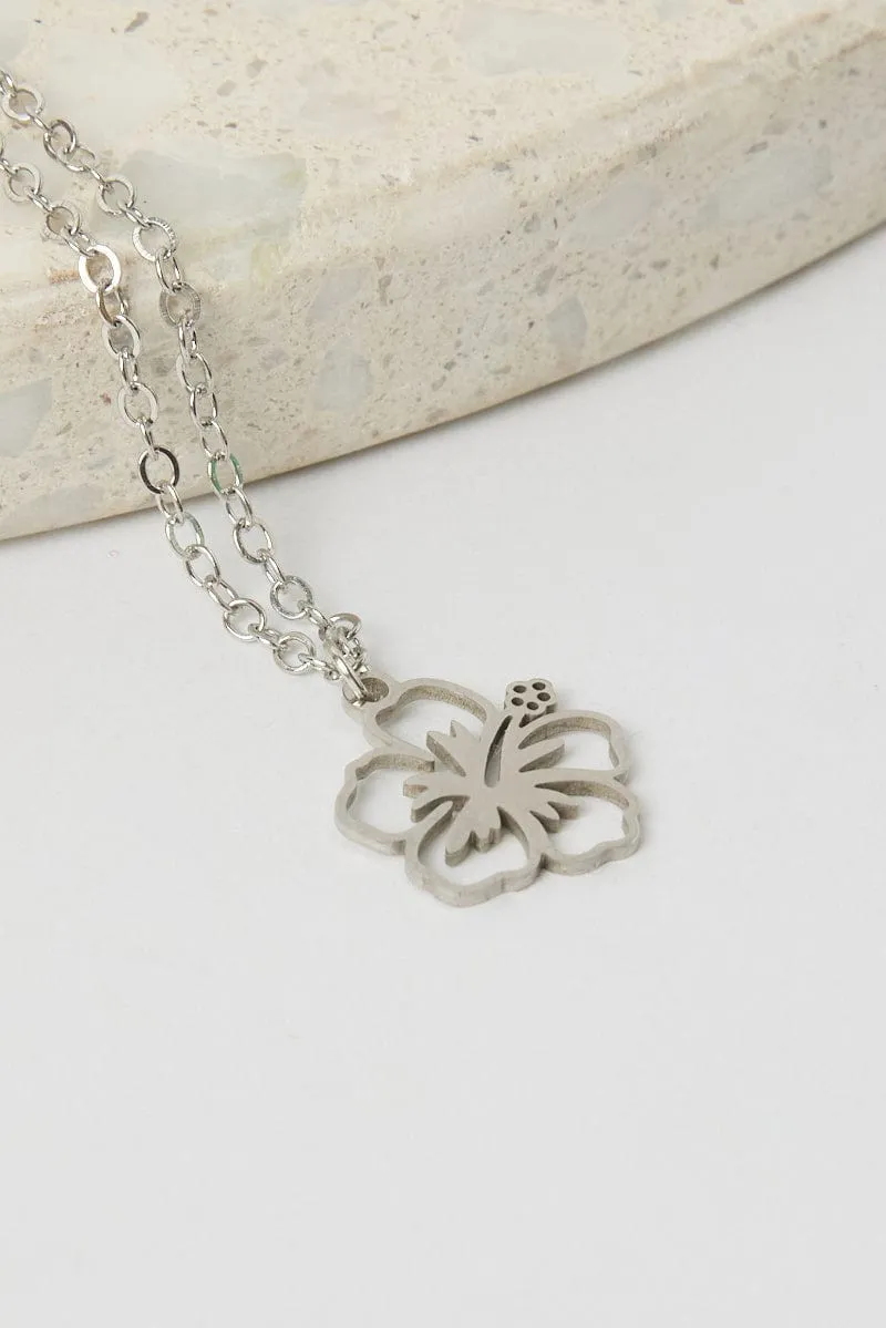 Silver Flower Necklace